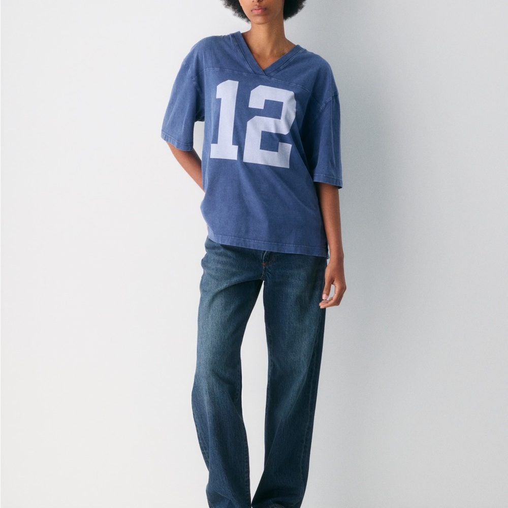 Aritzia top